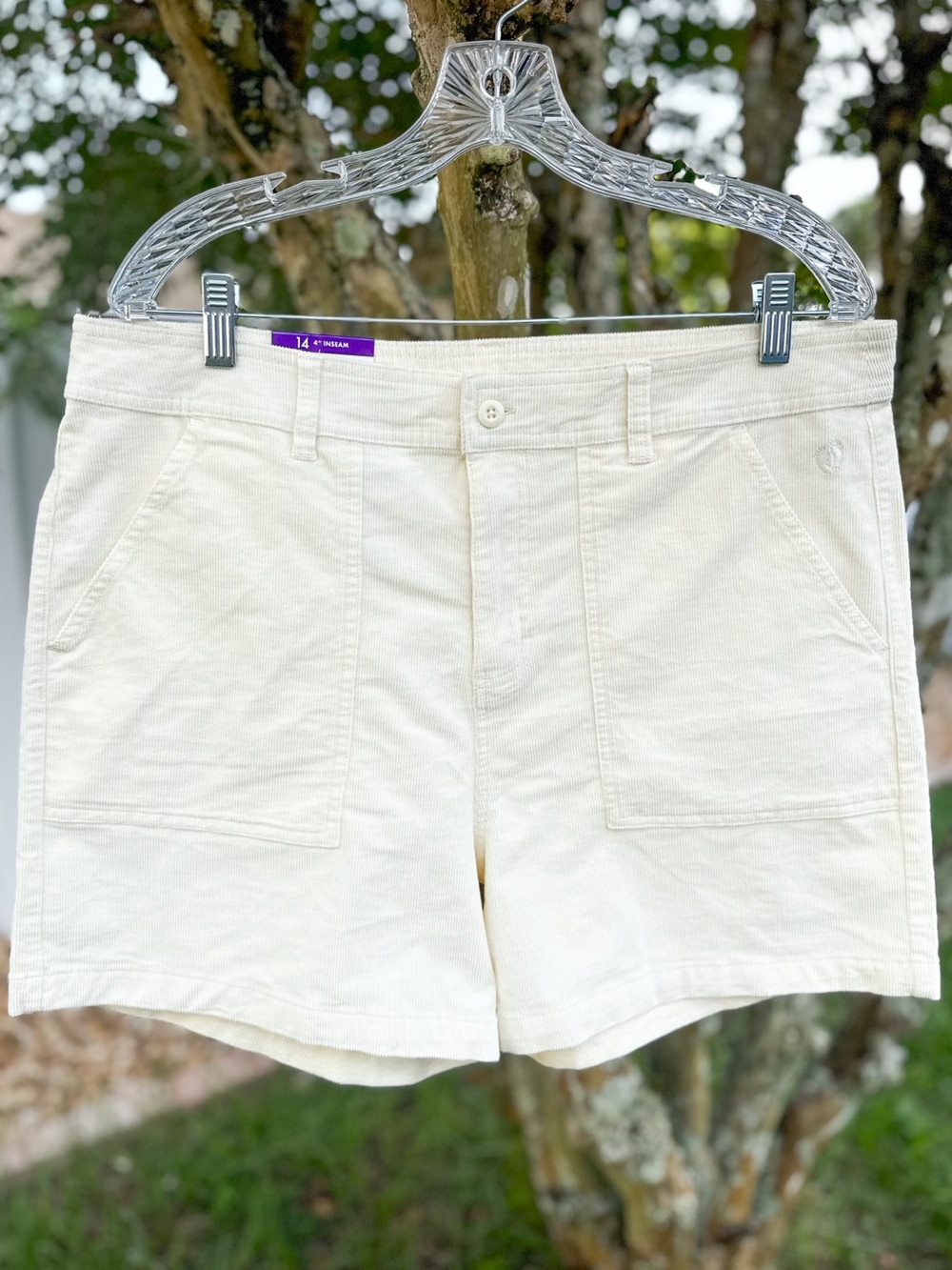 Hang Ten NWT Cream Corduroy Shorts 4” Inseam Size 14 Women’s